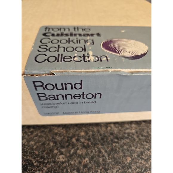 Cuisinart Cooking School Collection Round Bannetom Used For Bread Making - Picture 4 of 4